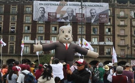 A comparación del 8M y marcha en defensa del INE izan bandera