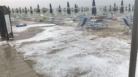 San Benedetto Imbiancata A Luglio Fa Il Giro D Italia FOTO La Nuova