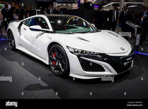 Honda nsx Fotos und Bildmaterial in hoher Auflösung Alamy