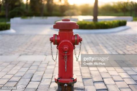 Fire Hydrants Foto E Immagini Stock Getty Images