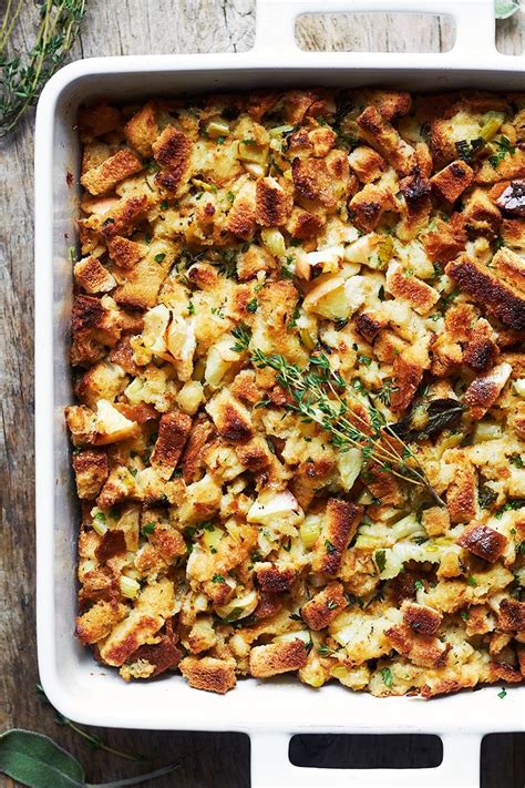 Thanksgiving Stuffing Recipe with Apple and Sage — Eatwell101