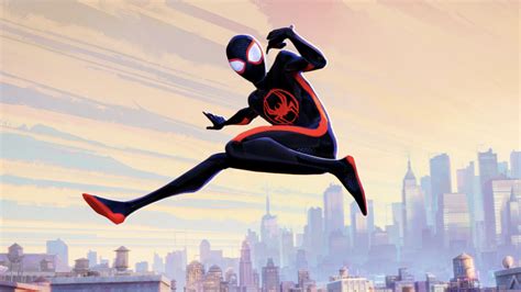 5 Interesting Ways Miles Morales Changed Between Spider-Man: Into The ...