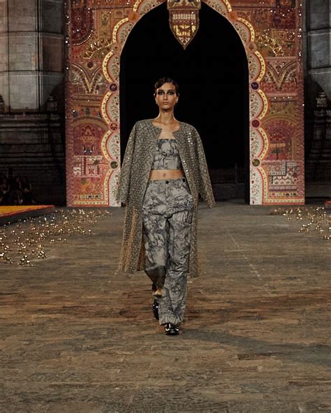 Dior’s Mumbai Show for Pre-Fall 2023 Was a Celebration of Indian Craft