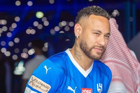 Neymar é apresentado no Al Hilal da Arábia Saudita