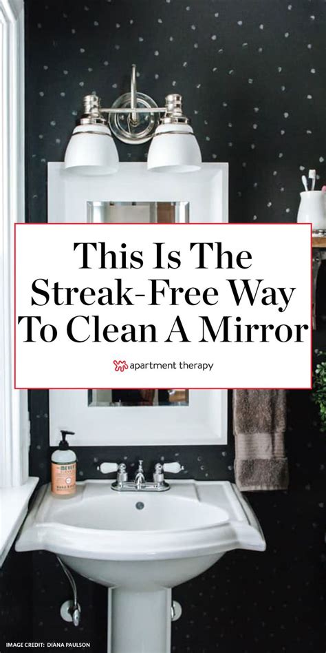 This Is The Streak Free Way To Clean A Mirror