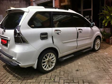 Kumpulan Foto Modifikasi Mobil Daihatsu Xenia Terbaru | Modif Motor Mobil