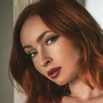 Elizabeth Wesson Liz Lemmonn Elizabethannewesson Nude Leaks TheFappening