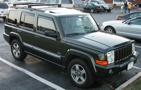 2006 Jeep Commander Base 4dr SUV 3 7L V6 4x4 Auto