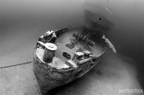 History Of Grand Cayman's Kittiwake Shipwreck | Scuba Diving