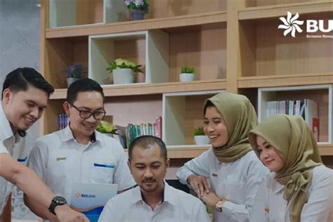 Loker Bumn Terbaru Perum Bulog Buka Lowongan Kerja Untuk Lulusan S Di