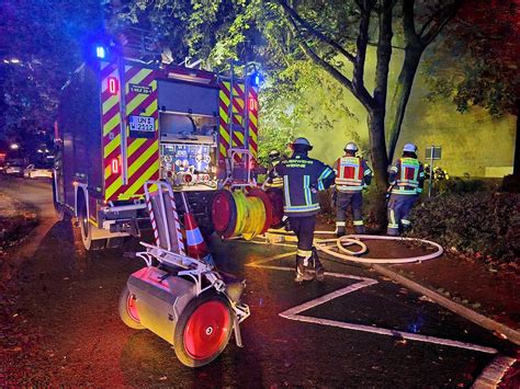 FW WRN FEUER 2 LZ1 Brennt Mülltonne direkt am Haus im Vollbrand