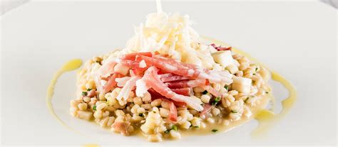 Gerstenrisotto mit Südtiroler Speck g g A Äpfel und Käse von Moser Speck