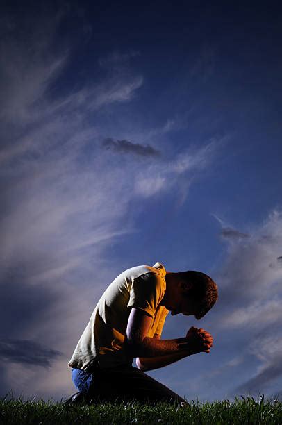 Pray Knee Stock Photos Pictures And Royalty Free Images Istock