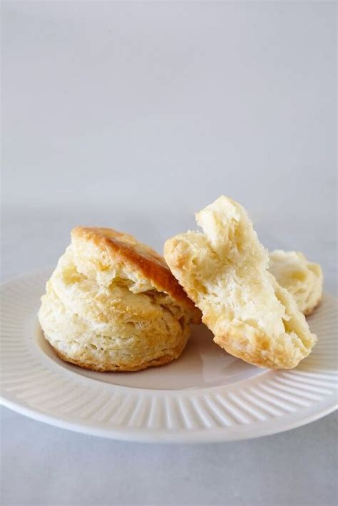 Buttermilk Biscuits | Foodtalk