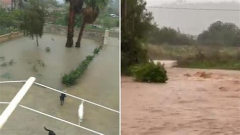 Sicilia La Furia Delluragano Apollo A Siracusa Le Strade Allagate