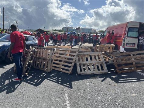 En Martinique une manifestation pour protester contre la vie chère