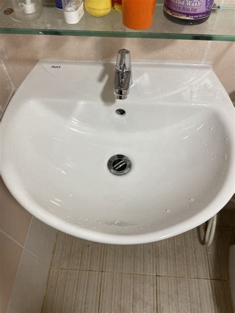 Chậu Rửa Lavabo Inax Treo Tường L 285v