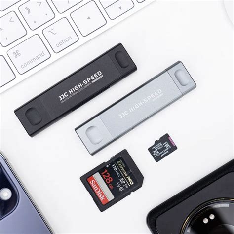 Universal Multifunctional SD Card TF Card Reader – GizModern