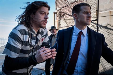 Gotham Bild Ben Mckenzie Donal Logue Von Filmstarts De