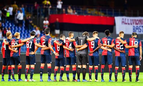 Genoa FC supporters hold 43 minutes of silence to honor victims