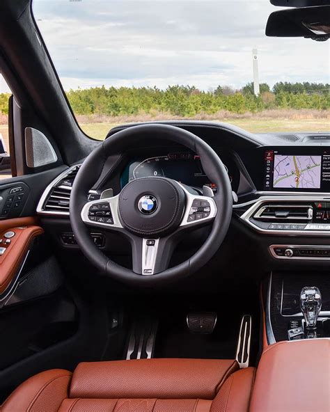 Luxury and Comfort: Discover the Exquisite Interior of the BMW X7