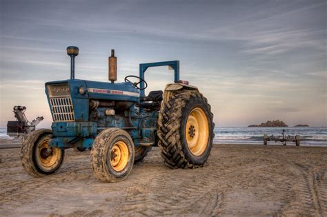 Kairakau Beach Ford 5000 Tractor Sky Barry Chesterman Flickr