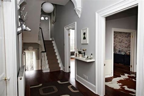 30 Best Hallway Color Schemes and Paint Ideas for Your Home - Foyr