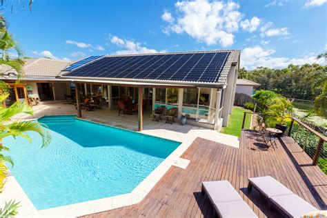 Comment Chauffer L Eau De Votre Piscine Avec Des Panneaux Solaires