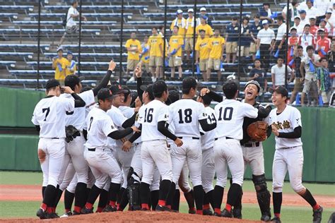 夏の高校野球：全56校 代表決定の瞬間 写真特集4056 毎日新聞