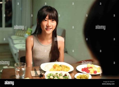 6 Hot Sexy Kim Sae Ron Bikini Pics