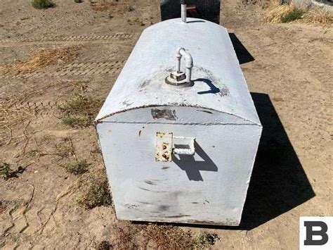 100 Gallon Fuel Tank Booker Auction Company