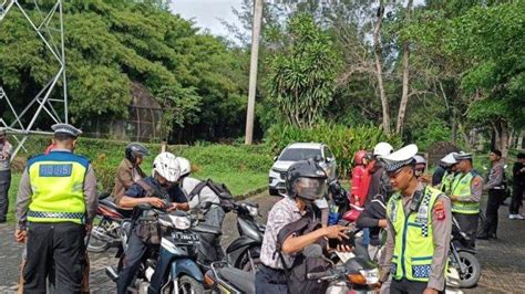 Razia Pajak Kendaraan Di Balikpapan Penerimaan Capai Rp Juta Dalam