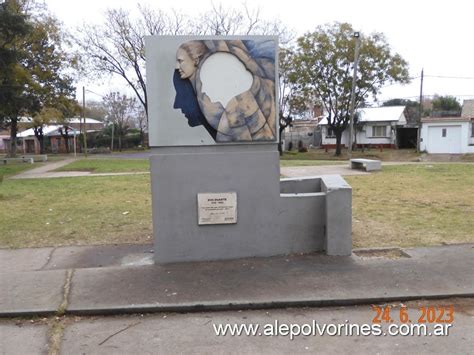 Foto Junín Monumento Eva Peron Junin Buenos Aires Argentina