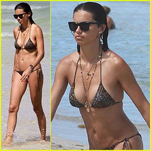 Adriana Lima Bikini Babe In Miami Adriana Lima Bikini Celebrity