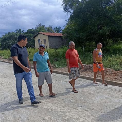 Prefeito Everardo Ara Jo Visita Obra De Cal Amento Na Comunidade Jatob