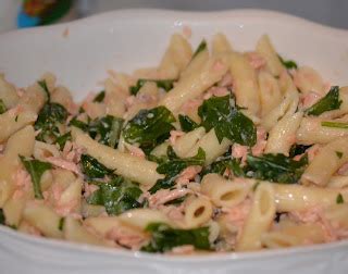 L arzdouréina Pasta fredda al salmone