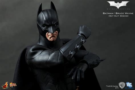 Batman Begins Batman Bruce Wayne Batsuit Begins Version 1 6 Figur