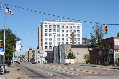 Mckeesport When Approaching Downtown Mckeesport And The Pe Flickr