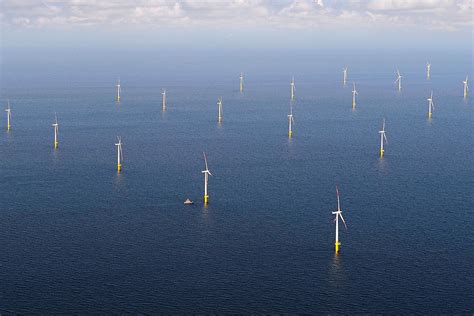 Egeb New York States First Offshore Wind Farm Leaps Forward Electrek