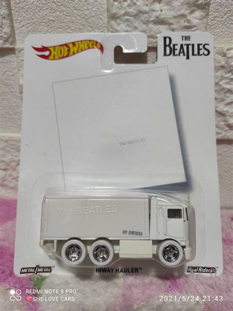 Hot Wheels Premium Pop Culture The Beatles Series Hiway Hauler Hobbies Toys Toys Games On