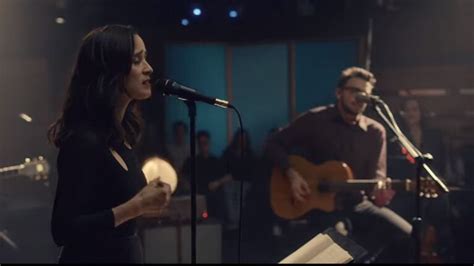 Ntvg Presenta Una Nueva Versi N De Chau Junto A Julieta Venegas Tn