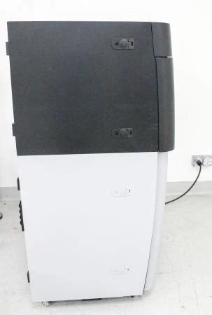 PacBio Sequel II Genome Sequencing System 101 447 000 LabX