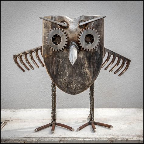 Scrap Metal Art Owl Scrap Metal Art Metal Art Metal Garden Art