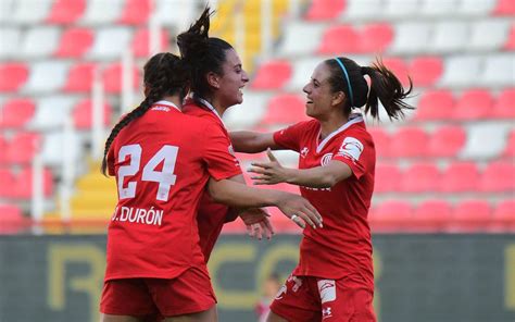 Diablas Golearon 4 1 A Centellas Del Necaxa El Sol De Toluca