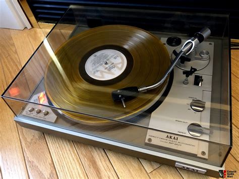 Pending Akai Ap Fully Automatic Direct Drive Turntable In