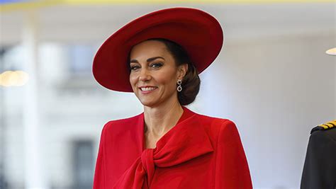 Kate Middleton Dazzles In Fiery Red Dress In London Photos Hollywood