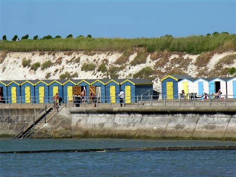 West Bay Beach Westgate - British Travel