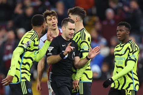 Arsenal Fans Fume At Referee Decisions In Aston Villa Loss ‘the