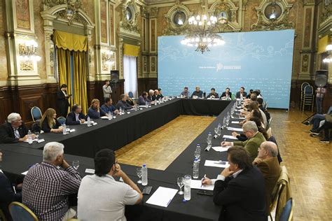 Kicillof recibió a dirigentes del campo pero no da marcha atrás con la