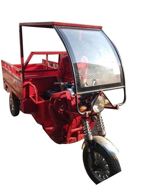 Arm Technocrats Red Battery Operated E Rickshaw Loader Loading